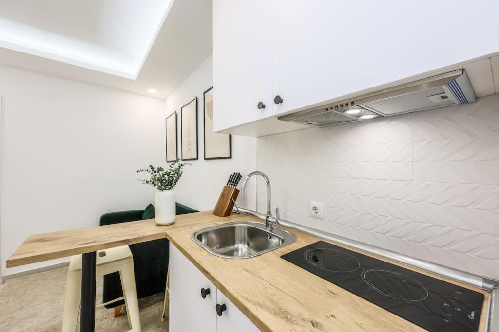 Luxe Apartment In Tetuan Madryt Zewnętrze zdjęcie
